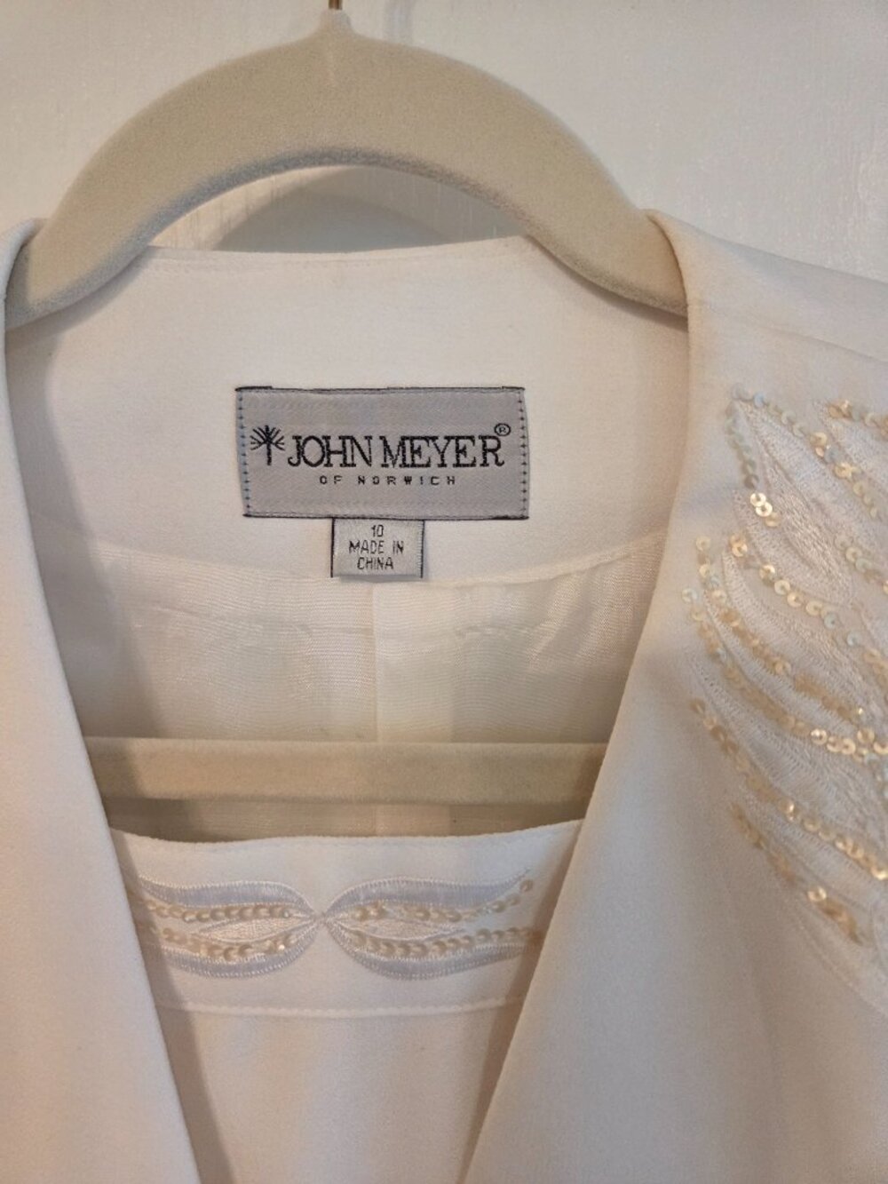 John Meyer of Norwich Ivory Beaded Formal Suit Set Size 10 - Picture 4 of 7